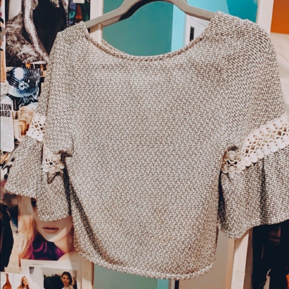 Urban Outfitters Flowy Crop Top - Picture 4 of 4